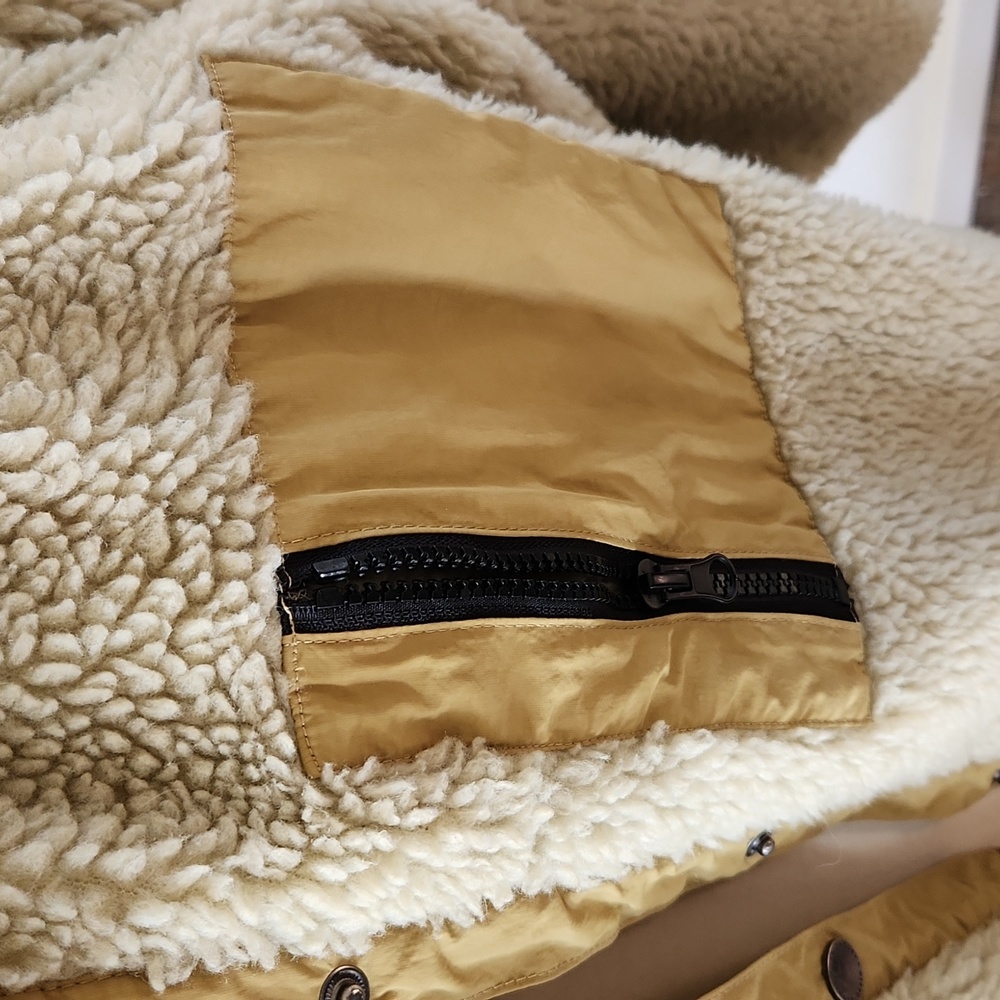 Basin + Range Mixed Fabric Sherpa Jacket - image 5